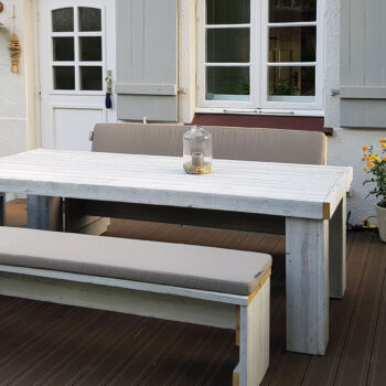 Confortable terrasse en bois de style campagnard